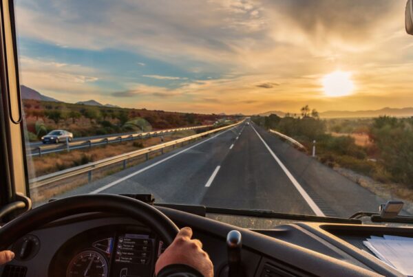 A Review and Comparison of APU’s for Commercial Trucks