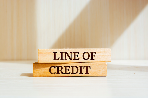 business line of credit vs invoice factoring